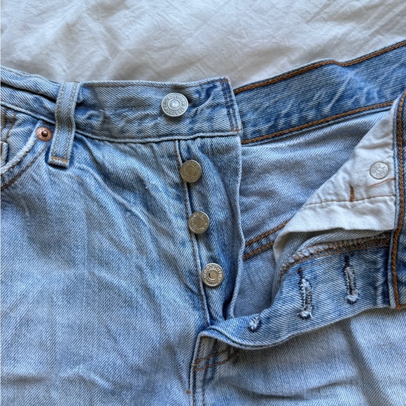 Levi's Light Blue Jean Shorts for Women - Picture 4 of 7